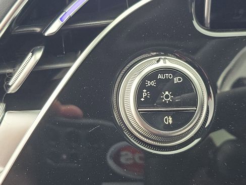 New 2026 Mercedes-Benz E 53 AMG e 4MATIC Sedan image 25