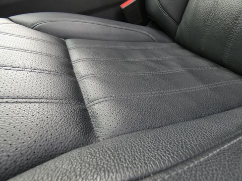 Used 2016 Mercedes-Benz GLE 350 w/ Premium Package image 56