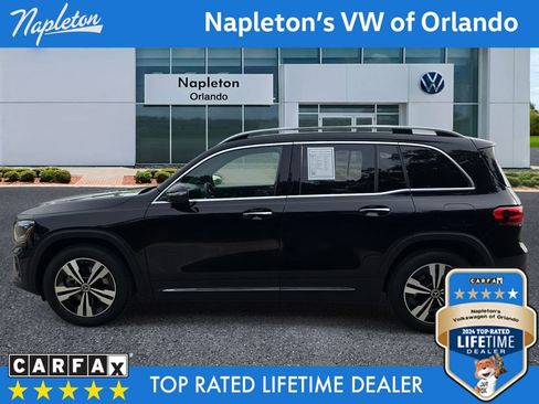 Used 2024 Mercedes-Benz GLB 250 4MATIC image 9