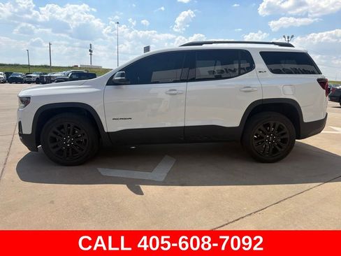 Used 2023 GMC Acadia SLT w/ Elevation Edition FWD image 6