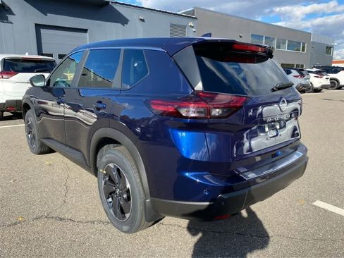 New 2026 Nissan Rogue SV w/ Cold Weather Package image 4