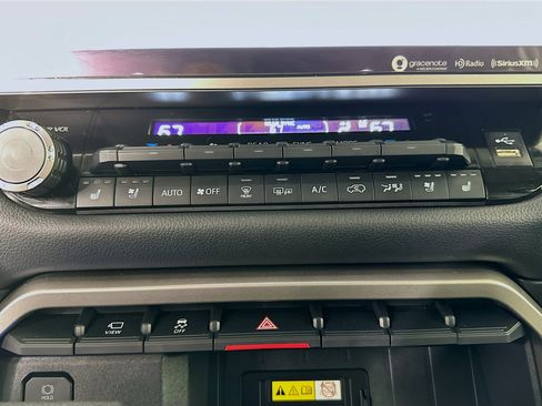 Used 2024 Toyota Sequoia Limited image 23