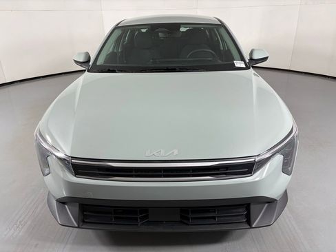 New 2026 Kia K4 LXS image 3