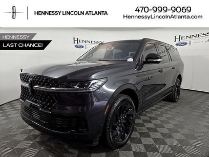 New 2025 Lincoln Navigator L Reserve w/ Jet Appearance Package