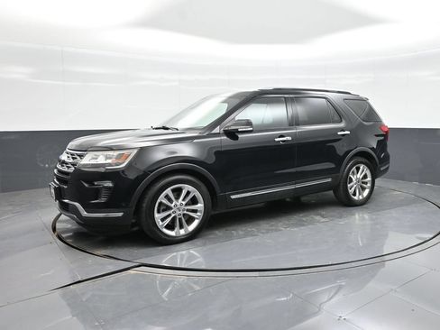 Used 2018 Ford Explorer Limited w/ Equipment Group 301A FWD image 1