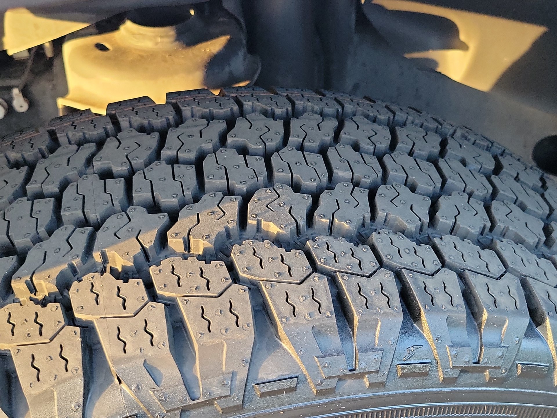 Certified 2024 Jeep Wrangler Unlimited Sahara AWD/4WD image 6