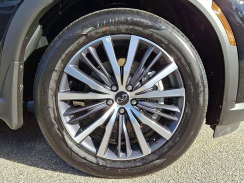 Used 2025 INFINITI QX60 Sensory w/ Vision Package image 8