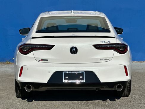Used 2025 Acura TLX w/A-Spec Package image 5