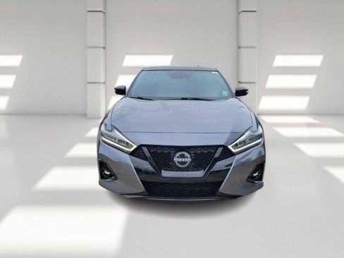 Used 2023 Nissan Maxima SR w/ Sport Mat Group image 2