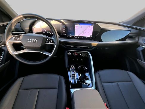 Used 2025 Audi Q5 Premium w/ Convenience Package AWD/4WD image 14