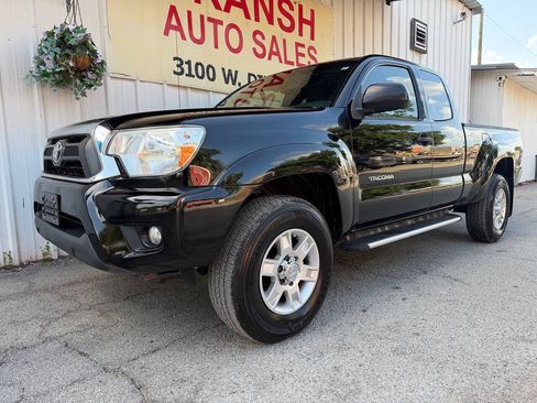 Used 2012 Toyota Tacoma PreRunner w/ SR5 Pkg RWD image 42