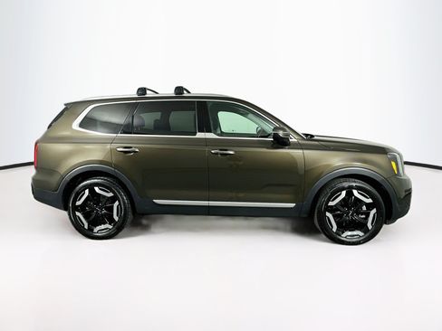 Used 2025 Kia Telluride S AWD/4WD image 10