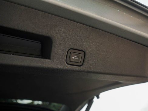 New 2026 GMC Acadia Elevation AWD/4WD image 9