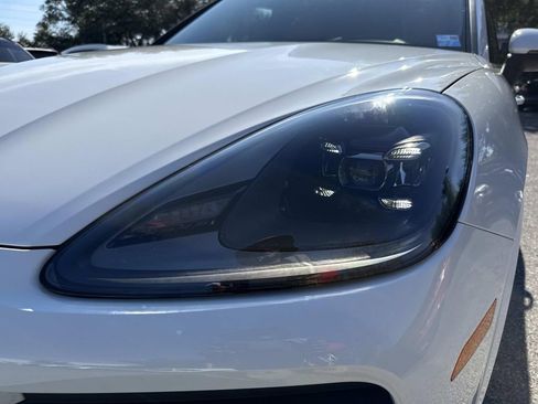 Used 2023 Porsche Cayenne image 10