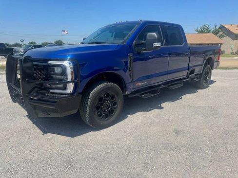 New 2026 Ford F250 XLT w/ XLT Premium Package AWD/4WD image 1