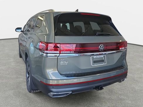 New 2026 Volkswagen Atlas SEL image 6