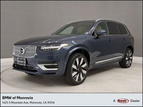 Used 2023 Volvo XC90 T8 Ultimate AWD/4WD image 1