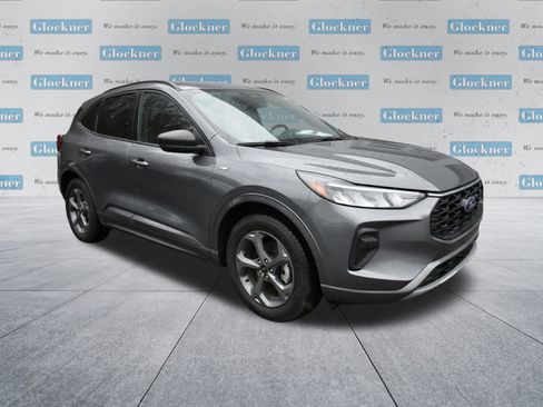 Used 2024 Ford Escape ST-Line image 3