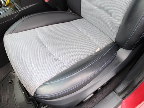 Used 2017 Subaru Legacy 2.5i Sport AWD/4WD image 22