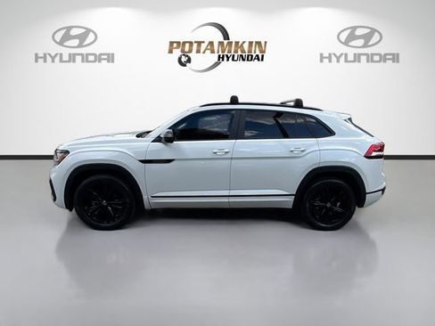 Used 2023 Volkswagen Atlas Cross Sport SEL R-Line image 8