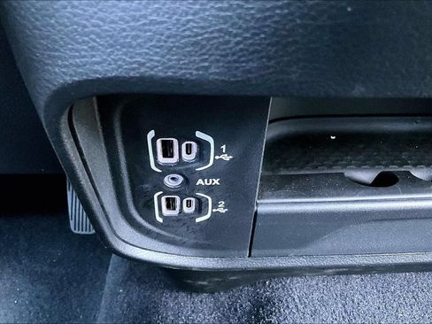 Used 2026 RAM 2500 Big Horn AWD/4WD image 12