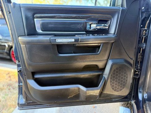 Used 2018 RAM 2500 Limited AWD/4WD image 23