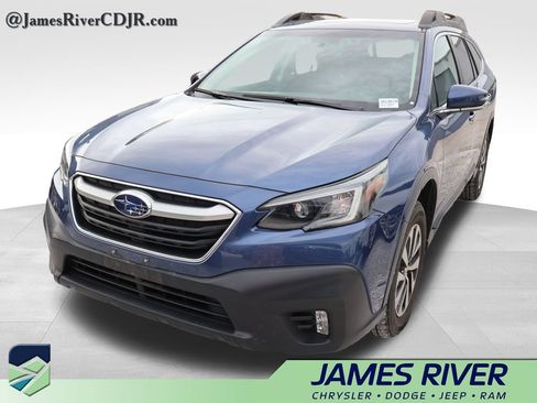 Used 2020 Subaru Outback Premium AWD/4WD image 2