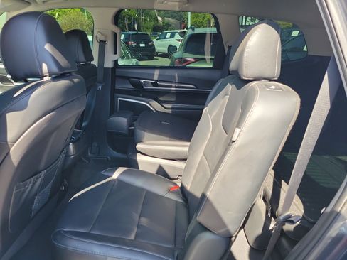 Used 2023 Kia Telluride S AWD/4WD image 10