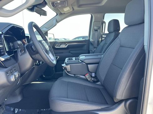 New 2026 GMC Sierra 1500 Elevation w/ LPO, Elevation Black Package image 24