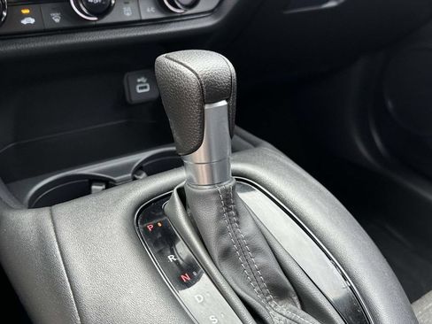 Certified 2023 Honda HR-V LX image 27