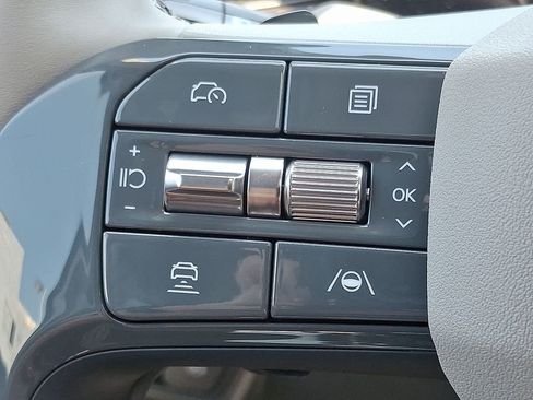 New 2026 Kia EV9 Wind image 19