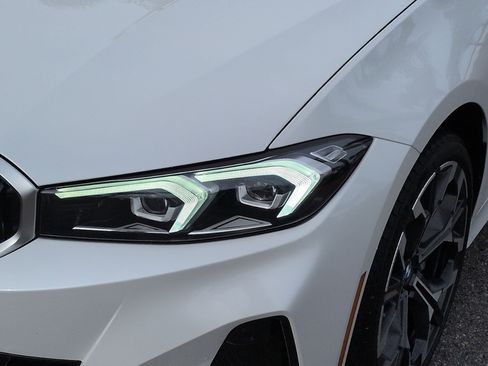 Used 2025 BMW 330i 330i w/ Premium Package image 6