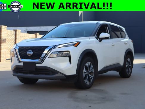 Used 2022 Nissan Rogue SV FWD image 1