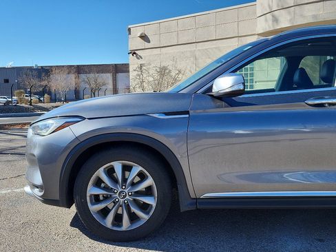 Used 2021 INFINITI QX50 Luxe w/ Accent Package image 10