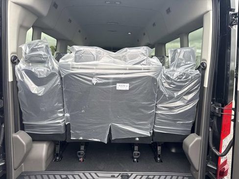 New 2026 Ford Transit 350 148 Medium Roof Wagon AWD image 4