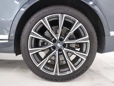 Used 2019 BMW X7 xDrive40i w/ Premium Package AWD/4WD image 8