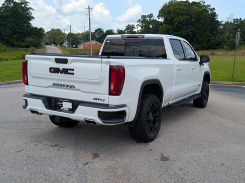 Used 2022 GMC Sierra 1500 AT4 w/ AT4 Premium Package AWD/4WD image 8