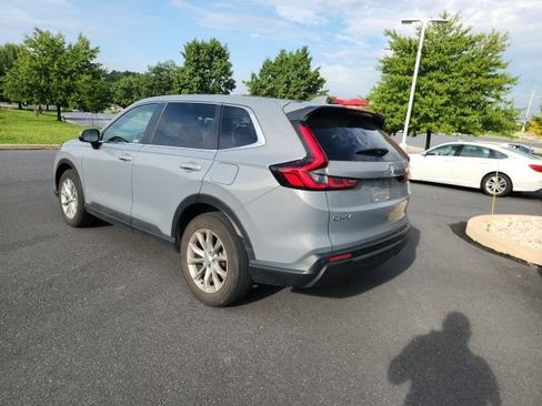 Used 2024 Honda CR-V EX-L image 11