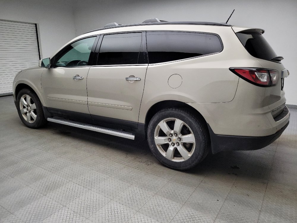 Used 2017 Chevrolet Traverse LT w/ Style and Technology Package AWD/4WD image 3
