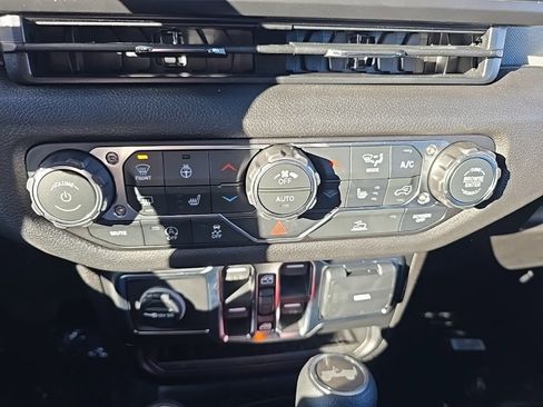 New 2026 Jeep Wrangler Sport S image 29