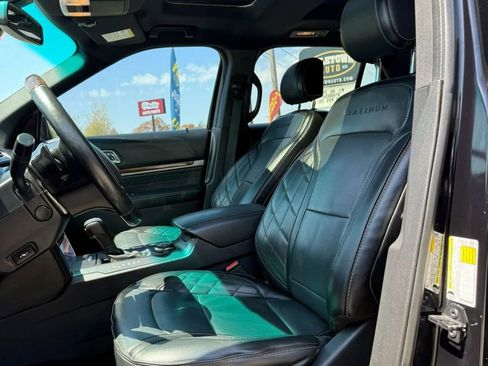 Used 2017 Ford Explorer Platinum AWD/4WD image 10