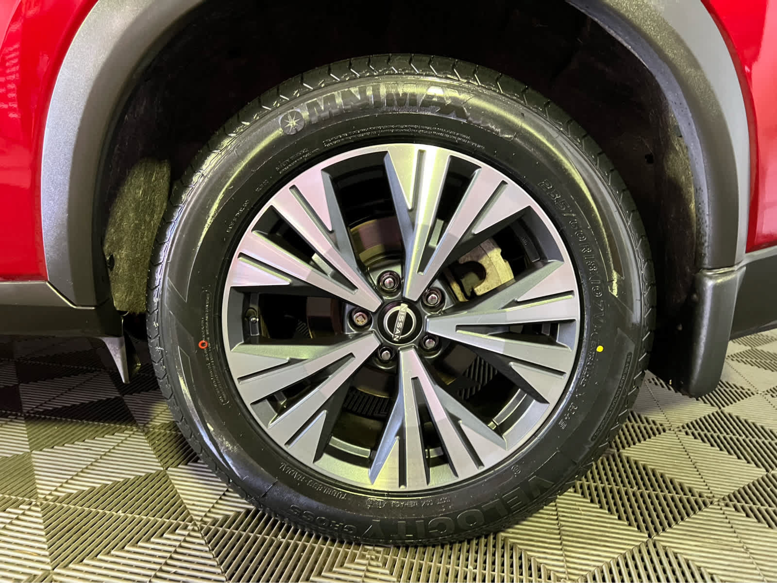 Certified 2023 Nissan Rogue SV w/ SV Premium B Package AWD/4WD image 9