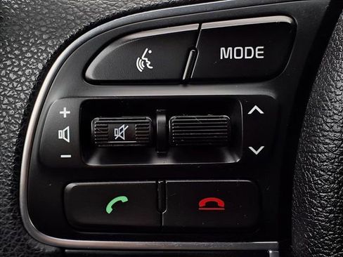 Used 2016 Kia Optima LX image 21