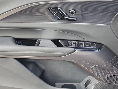 New 2026 Cadillac Lyriq Sport image 16