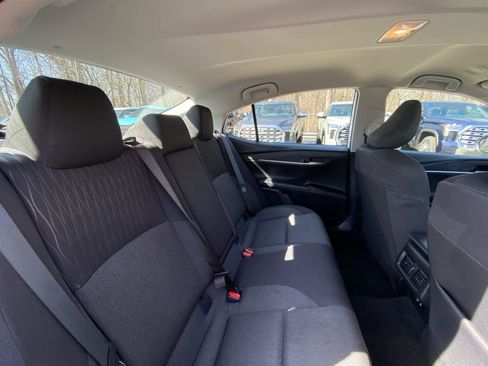 Used 2025 Toyota Camry LE image 26