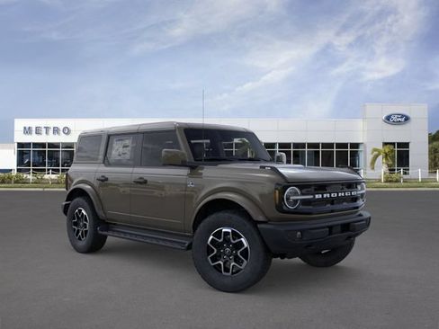 New 2026 Ford Bronco Outer Banks AWD/4WD image 7