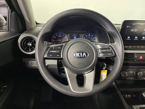 Used 2020 Kia Forte Sedan image 16