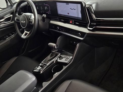 Used 2025 Kia Sportage EX image 27