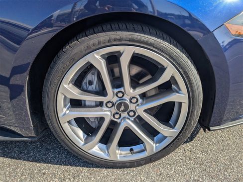 Used 2018 Ford Mustang GT Premium image 11