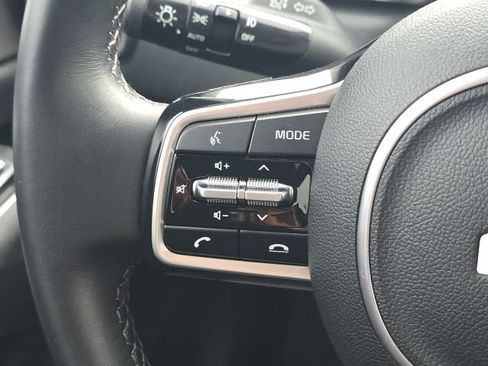 Used 2023 Kia Sorento SX image 29